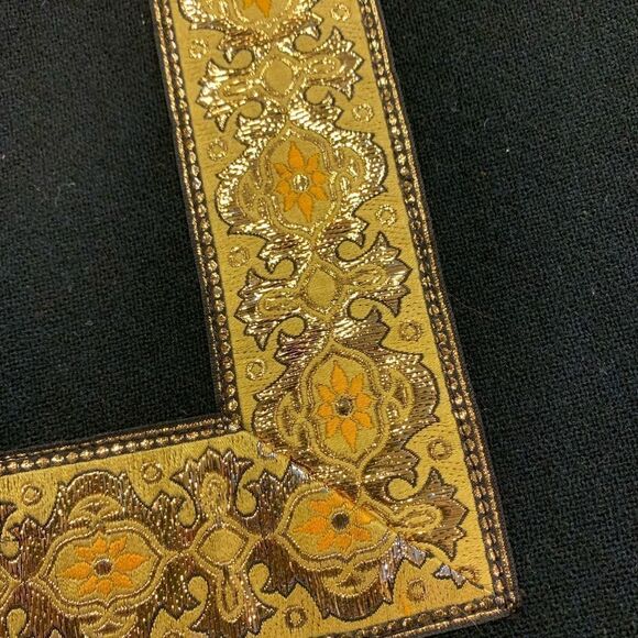 Vintage Celtic Crafts Black Wool & Gold Celebration Skirt sz 8 - Picture 2 of 6